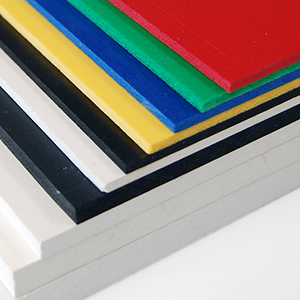Il PVC viene prodotto in numerosi spessori e colori